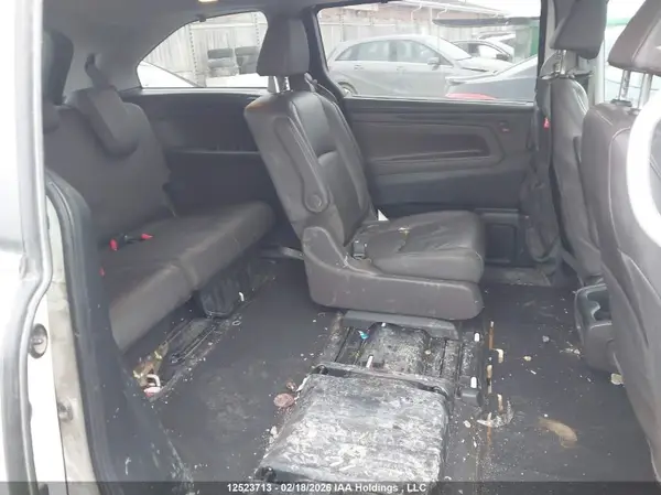 5FNRL6H68JB506320 2018 HONDA ODYSSEY - Image 8