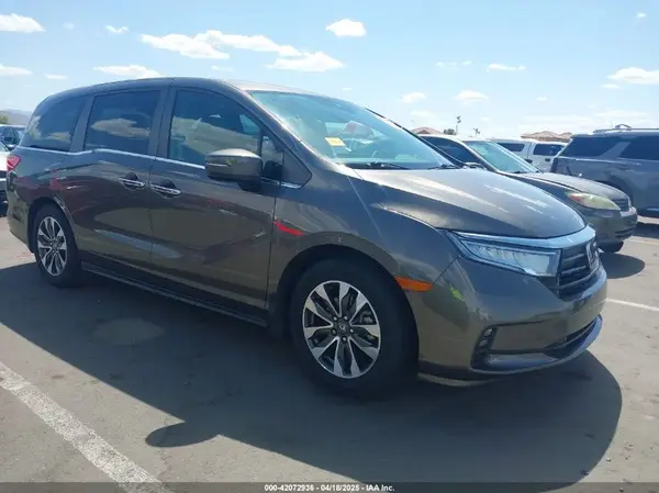 5FNRL6H68PB028702 2023 HONDA ODYSSEY - Image 1