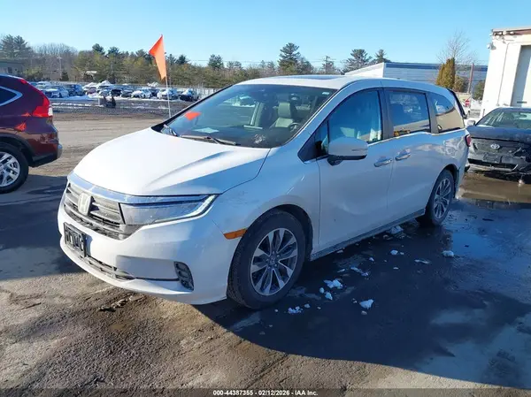 5FNRL6H68PB035665 2023 HONDA ODYSSEY - Image 2