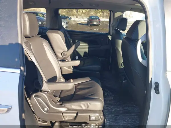 5FNRL6H68PB035665 2023 HONDA ODYSSEY - Image 8