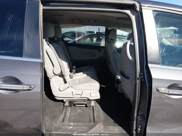5FNRL6H68PB043314 2023 HONDA ODYSSEY - Image 8