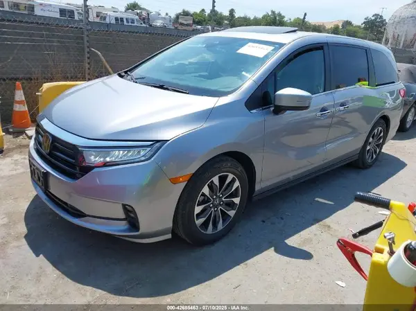 5FNRL6H68RB004838 2024 HONDA ODYSSEY - Image 2