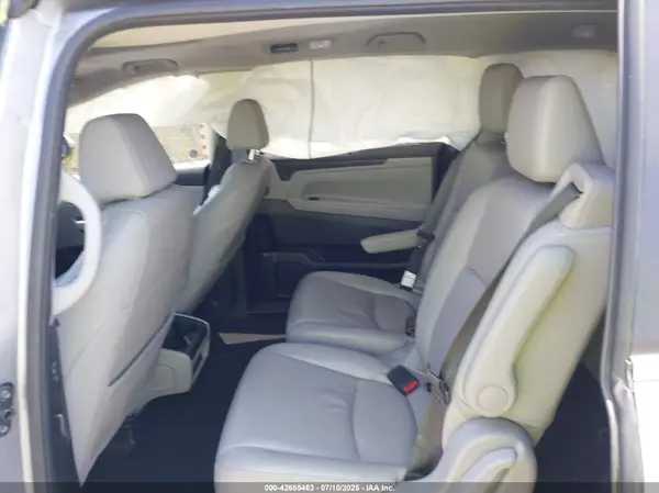 5FNRL6H68RB004838 2024 HONDA ODYSSEY - Image 8