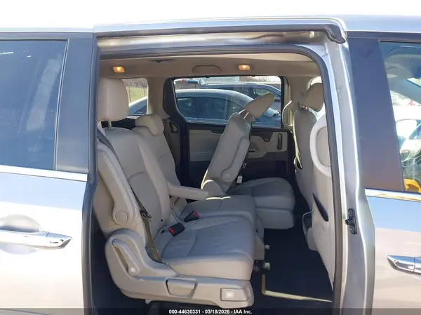5FNRL6H68RB016102 2024 HONDA ODYSSEY - Image 8
