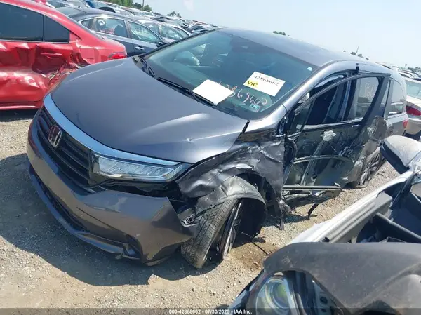 5FNRL6H68RB039153 2024 HONDA ODYSSEY - Image 2