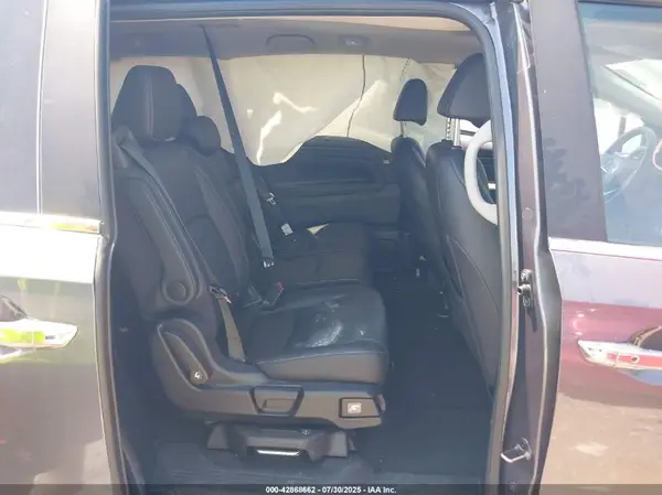 5FNRL6H68RB039153 2024 HONDA ODYSSEY - Image 8