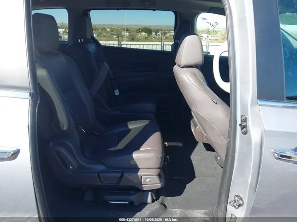 5FNRL6H68RB050525 2024 HONDA ODYSSEY - Image 8