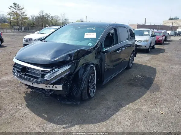 5FNRL6H68RB061136 2024 HONDA ODYSSEY - Image 2
