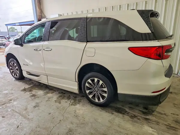 5FNRL6H68RB068894 2024 HONDA ODYSSEY - Image 2