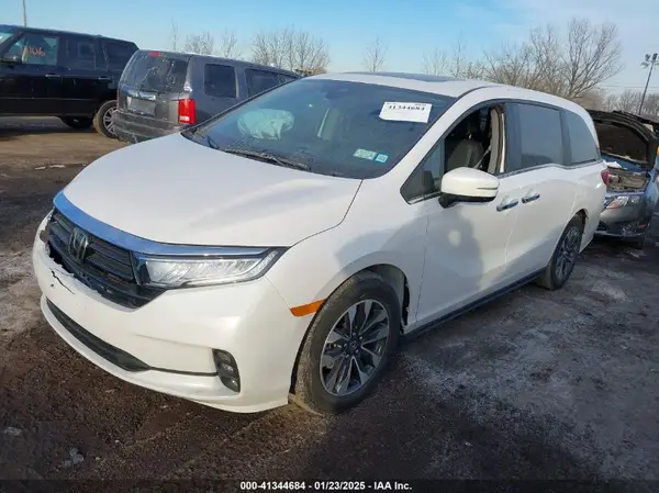 5FNRL6H68RB069530 2024 HONDA ODYSSEY - Image 2