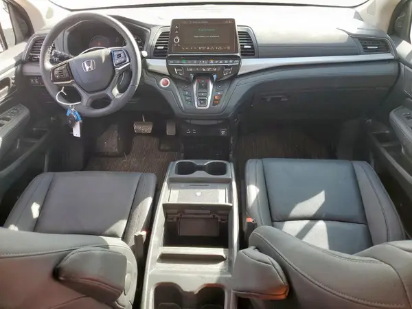 5FNRL6H68SB055357 2025 HONDA ODYSSEY - Image 8