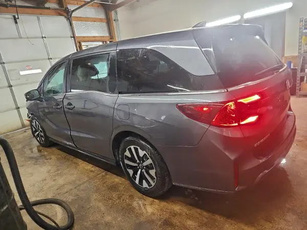 5FNRL6H68SB070487 2025 HONDA ODYSSEY - Image 2