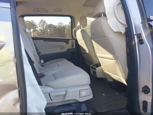 5FNRL6H68SB076774 2025 HONDA ODYSSEY - Image 8