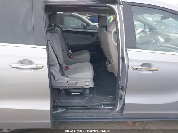 5FNRL6H69PB033892 2023 HONDA ODYSSEY - Image 8