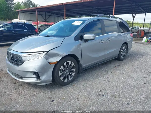 5FNRL6H69RB033992 2024 HONDA ODYSSEY - Image 2