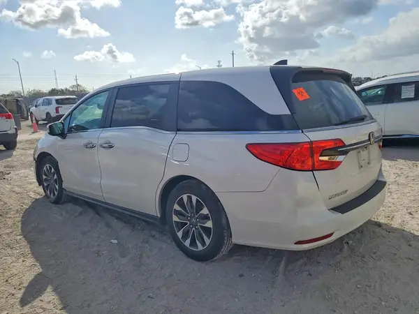 5FNRL6H69RB048850 2024 HONDA ODYSSEY - Image 2