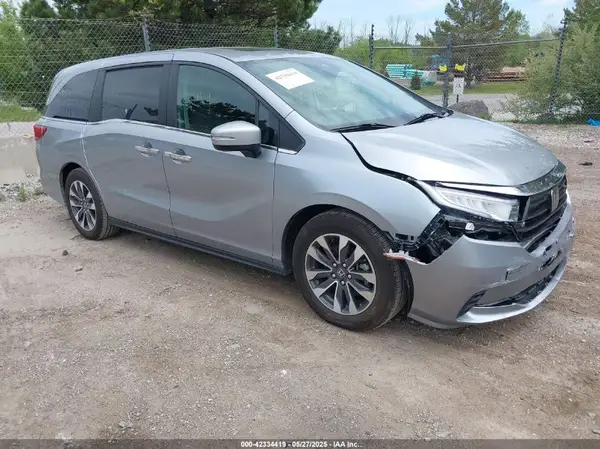 5FNRL6H69RB061534 2024 HONDA ODYSSEY - Image 1