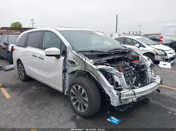 5FNRL6H69RB068483 2024 HONDA ODYSSEY - Image 1