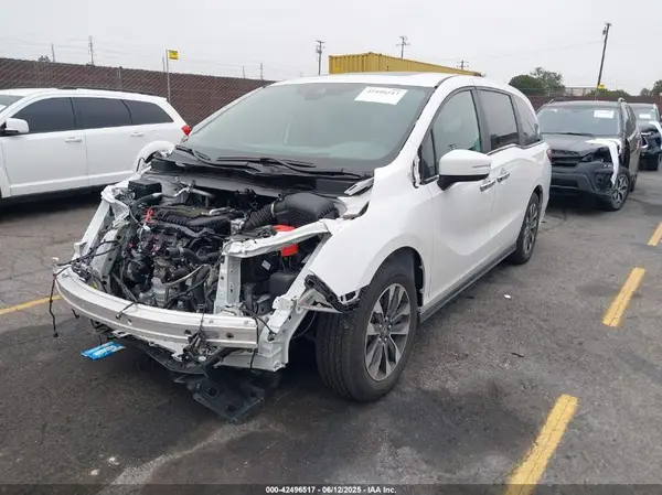 5FNRL6H69RB068483 2024 HONDA ODYSSEY - Image 2