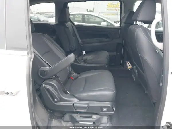 5FNRL6H69RB068483 2024 HONDA ODYSSEY - Image 8