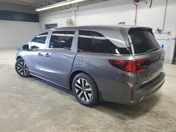 5FNRL6H69SB016812 2025 HONDA ODYSSEY - Image 2