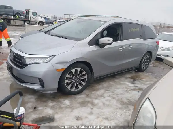 5FNRL6H6XNB501285 2022 HONDA ODYSSEY - Image 2