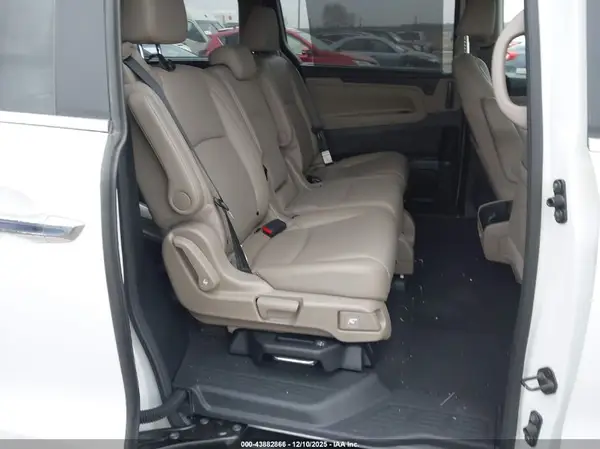 5FNRL6H6XPB004269 2023 HONDA ODYSSEY - Image 8