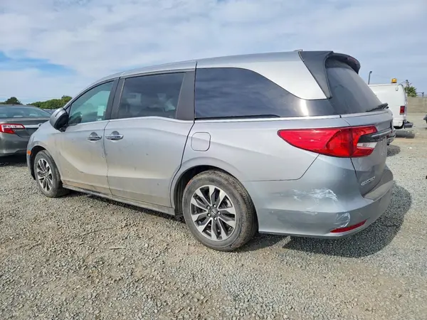 5FNRL6H6XPB032993 2023 HONDA ODYSSEY - Image 2