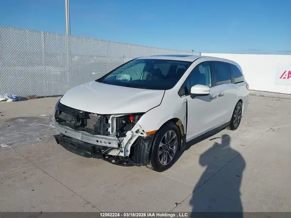 5FNRL6H6XPB503380 2023 HONDA ODYSSEY - Image 2