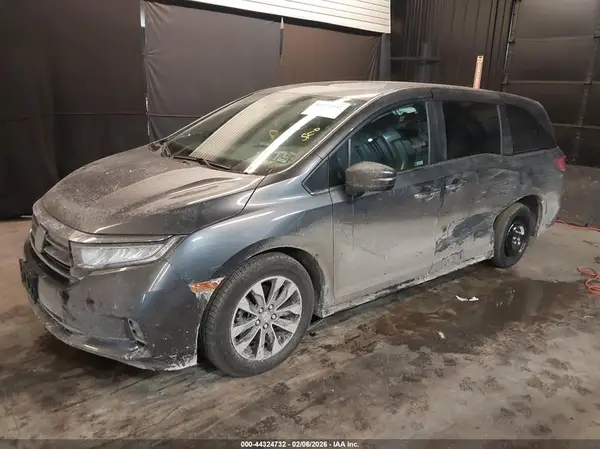 5FNRL6H6XRB037954 2024 HONDA ODYSSEY - Image 2