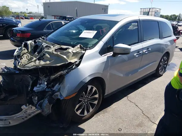 5FNRL6H6XRB046637 2024 HONDA ODYSSEY - Image 2