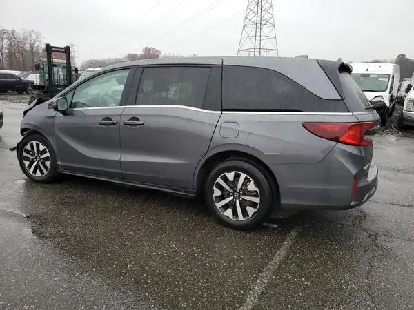 5FNRL6H6XSB080650 2025 HONDA ODYSSEY - Image 2