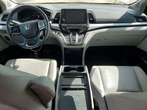 5FNRL6H70JB017631 2018 HONDA ODYSSEY - Image 8