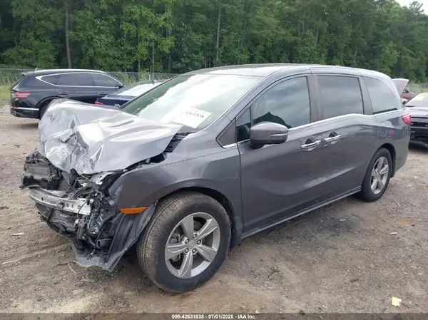 5FNRL6H70JB017838 2018 HONDA ODYSSEY - Image 2
