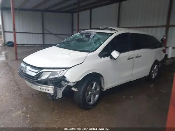 5FNRL6H70JB019301 2018 HONDA ODYSSEY - Image 2