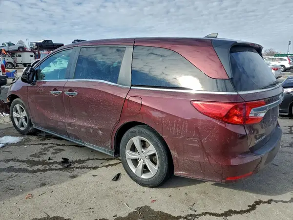 5FNRL6H70JB019511 2018 HONDA ODYSSEY - Image 2