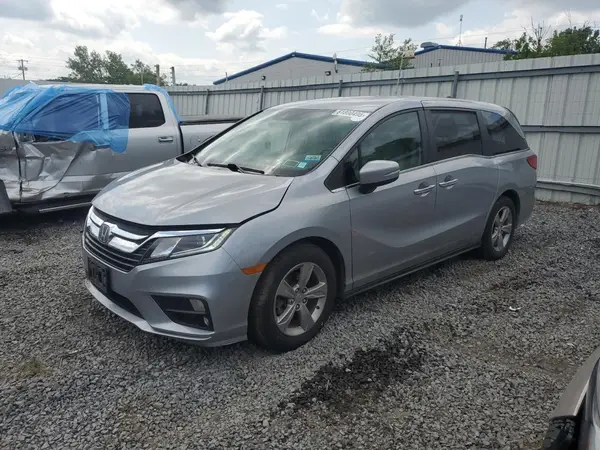 5FNRL6H70JB022456 2018 HONDA ODYSSEY - Image 1