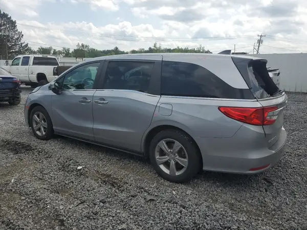 5FNRL6H70JB022456 2018 HONDA ODYSSEY - Image 2