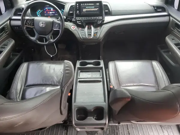 5FNRL6H70JB036664 2018 HONDA ODYSSEY - Image 8