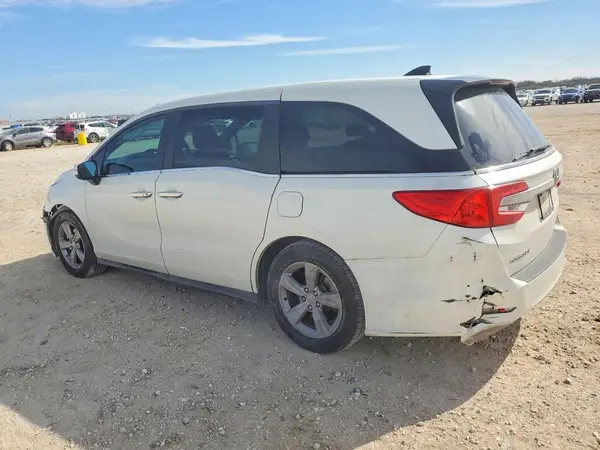 5FNRL6H70JB039564 2018 HONDA ODYSSEY - Image 2