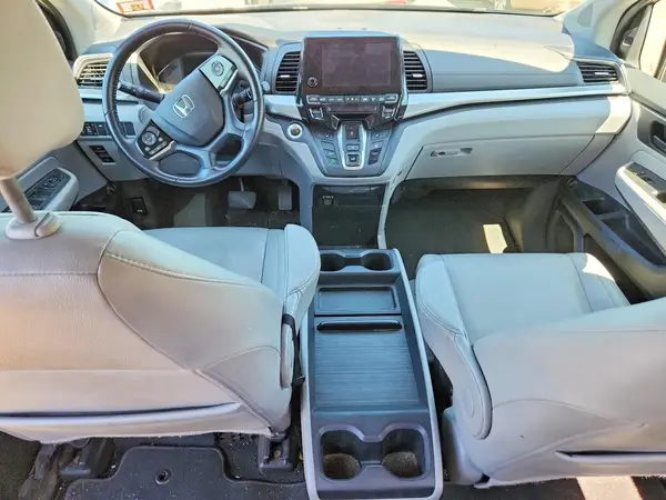 5FNRL6H70JB041038 2018 HONDA ODYSSEY - Image 8