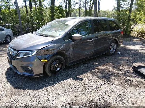 5FNRL6H70JB049883 2018 HONDA ODYSSEY - Image 2