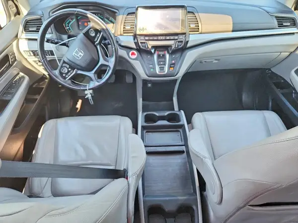 5FNRL6H70JB050399 2018 HONDA ODYSSEY - Image 8