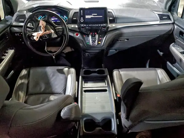 5FNRL6H70JB058390 2018 HONDA ODYSSEY - Image 8
