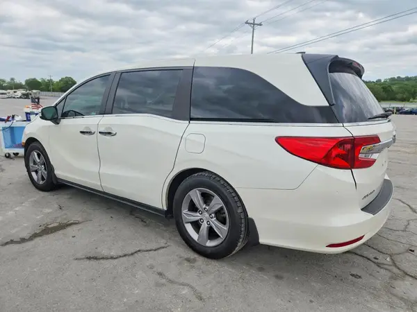 5FNRL6H70JB060186 2018 HONDA ODYSSEY - Image 2