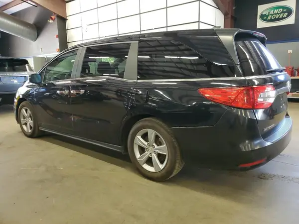 5FNRL6H70JB064710 2018 HONDA ODYSSEY - Image 2
