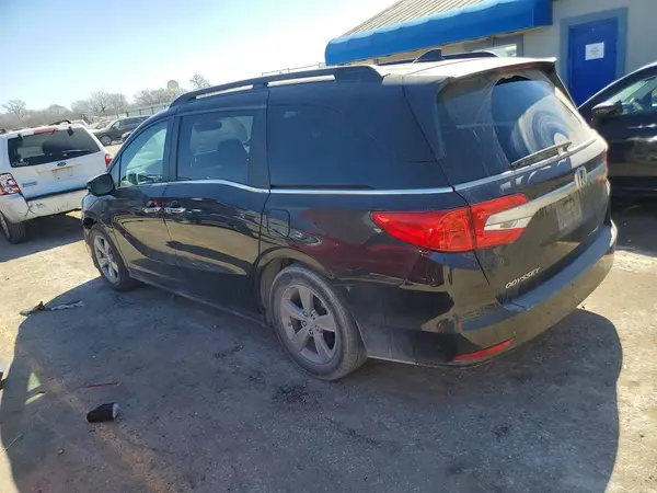 5FNRL6H70JB065193 2018 HONDA ODYSSEY - Image 2