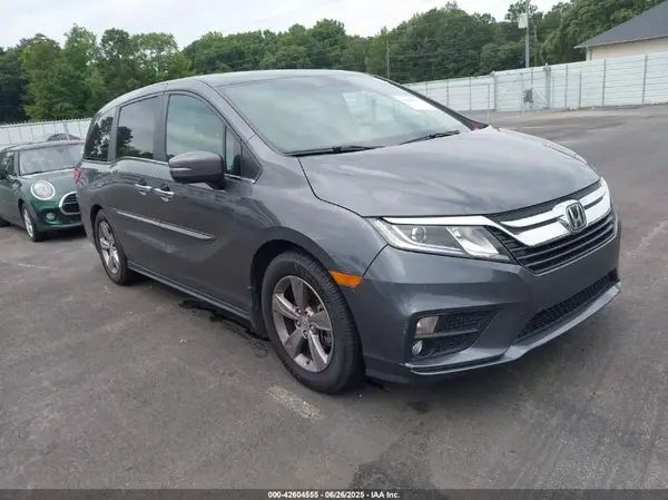 5FNRL6H70JB066747 2018 HONDA ODYSSEY - Image 1