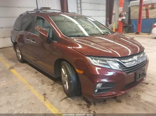 5FNRL6H70JB067025 2018 HONDA ODYSSEY - Image 1