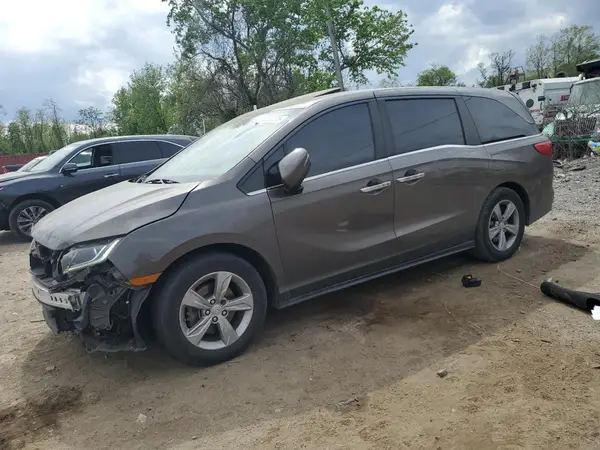 5FNRL6H70JB069213 2018 HONDA ODYSSEY - Image 1